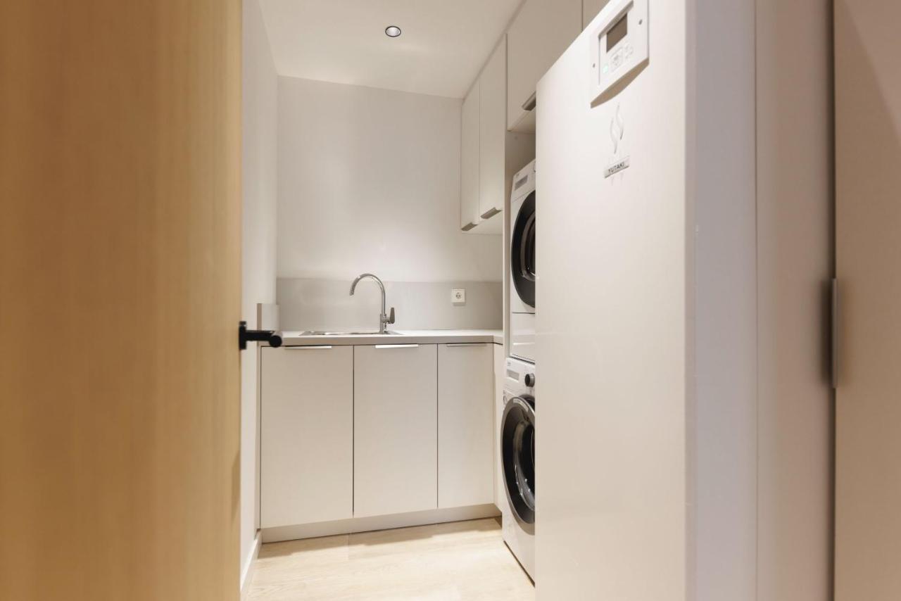 Bravissimo Centre, Modern 2-Bedroom Apartment خيرونا المظهر الخارجي الصورة