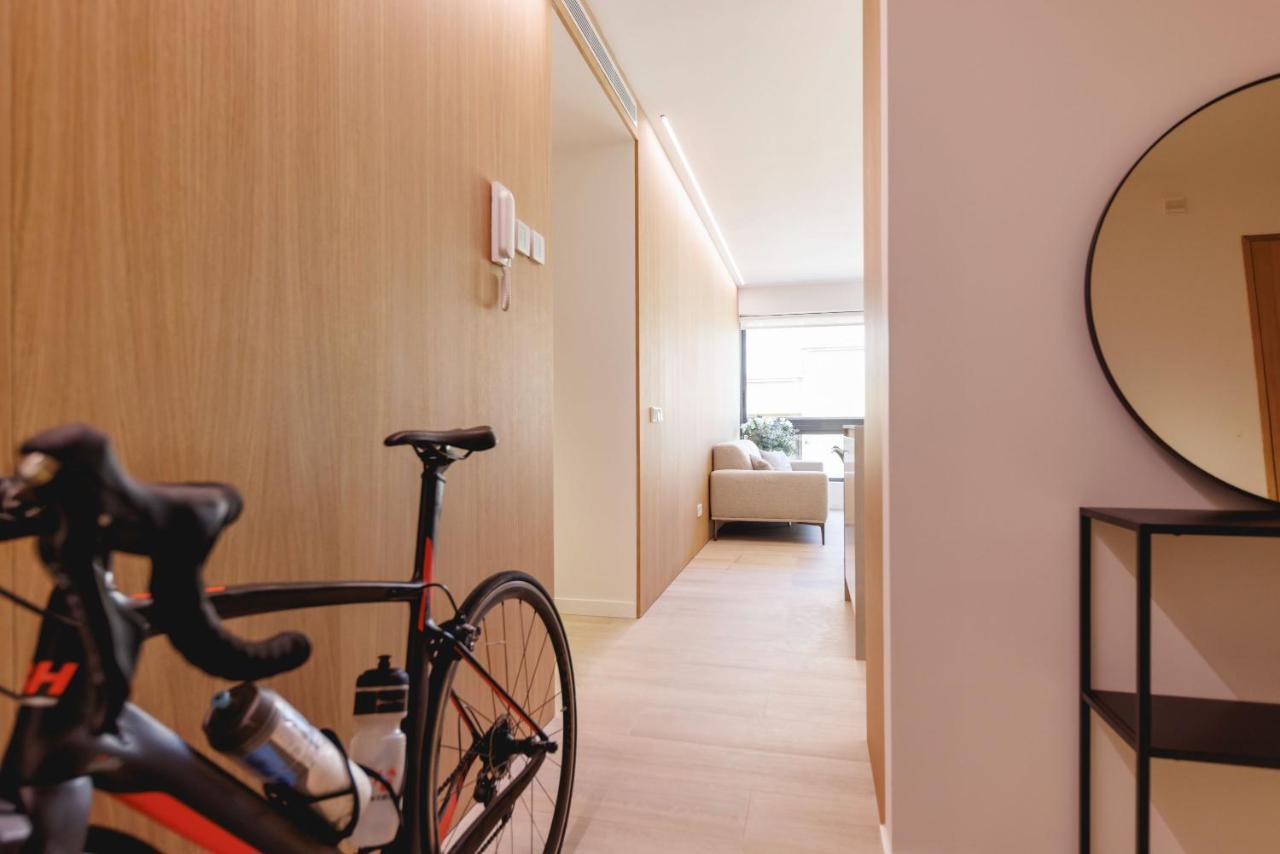 Bravissimo Centre, Modern 2-Bedroom Apartment خيرونا المظهر الخارجي الصورة