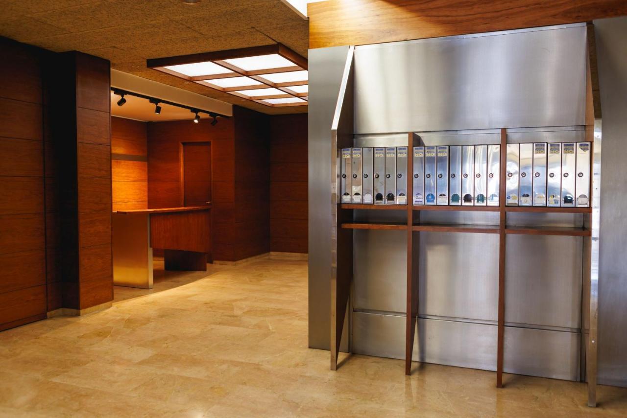 Bravissimo Centre, Modern 2-Bedroom Apartment خيرونا المظهر الخارجي الصورة